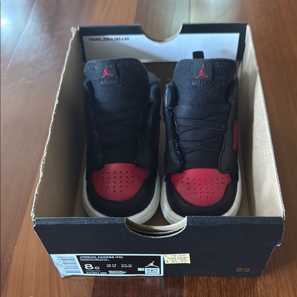 Air Jordan Access Black/Red (TD) Size: 8 Toddler - Picture 2 of 9